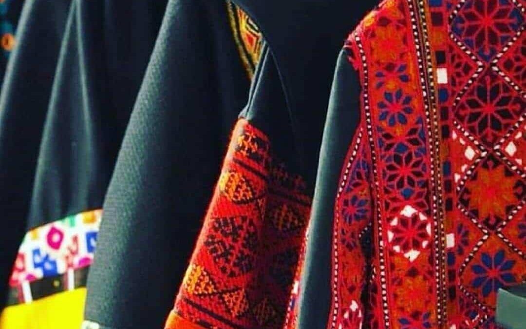 با اصالت باشید! ( آشنایی کامل با انواع پارچه های ایرانی)