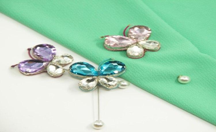 سنجاق سینه از گذشته تا کنون