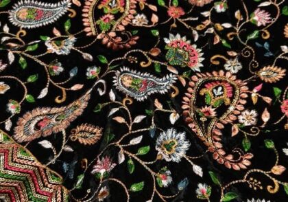 مخمل دوزی چیست؟ + آشنایی با هنر جذاب مخمل دوزی