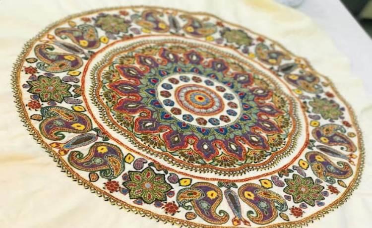 هنر رودوزی لباس و ابزار مورد نیاز آن