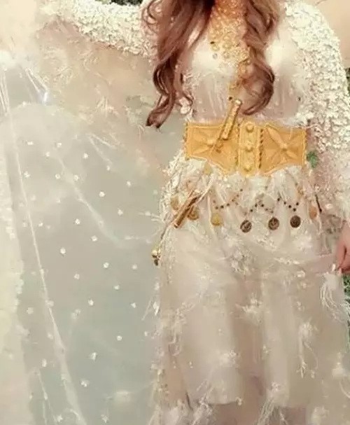 پارچه لباس عروس قشقایی