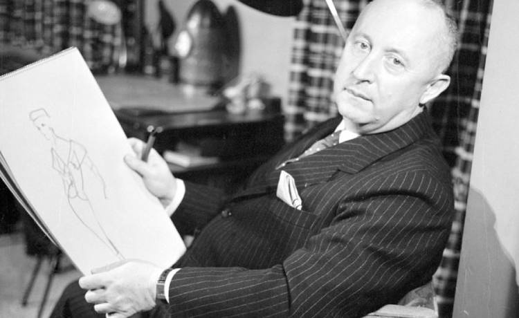 طراح معروف لباس کریستین دیور