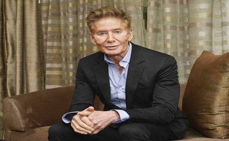 طراح معروف لباس کلوین کلاین