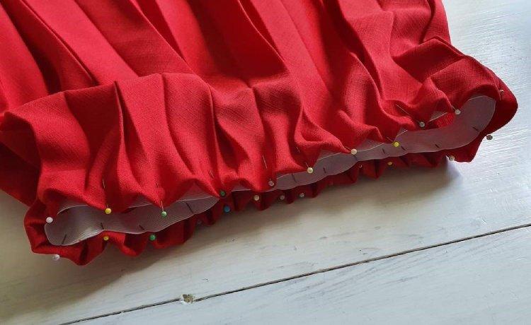 استفاده از ابزارهای کار با پارچه پلیسه