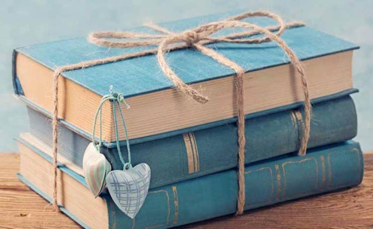 هدیه کتاب برای روز دختر