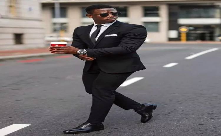 اهمیت روانشناسی رنگ مشکی در لباس