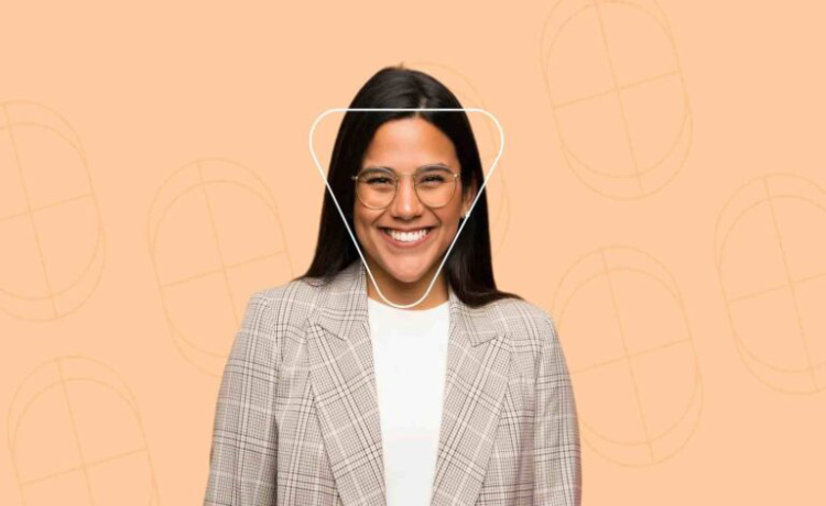 عینک مناسب برای صورت‌های مثلثی