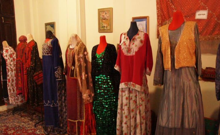 عکس موزه لباس در خانه صالحی شیراز