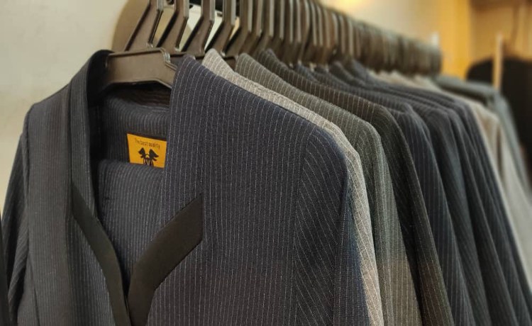 پارچه دیپلمات بهترین نوع پارچه برای مانتو اداری