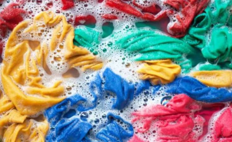 نقش فناوری نانو در تولید پارچه‌های مقاوم