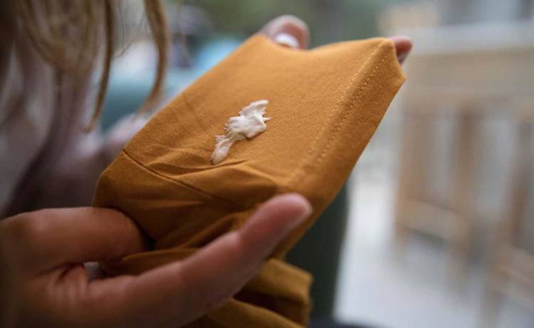 استفاده از سرکه حل‌کننده طبیعی آدامس