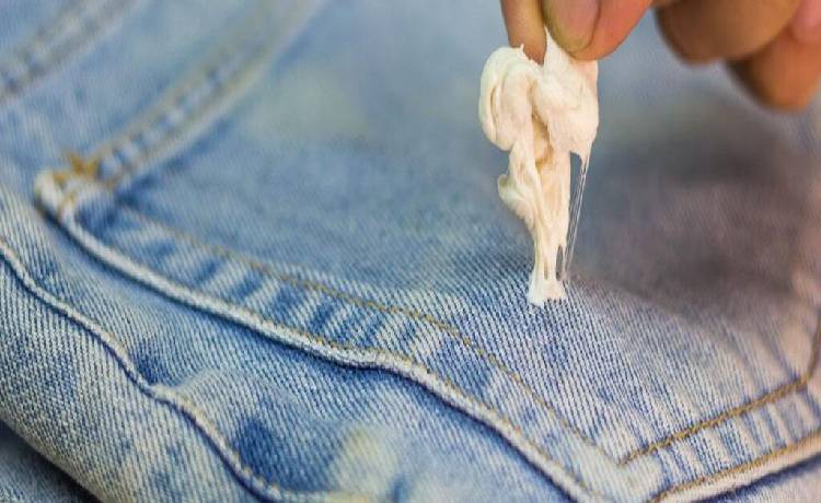 پاک کردن آدامس از روی لباس