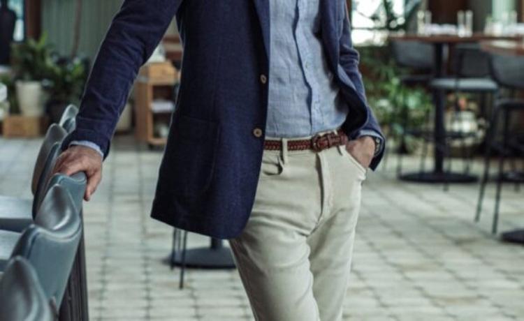 کت بلیزر و شلوار کتان