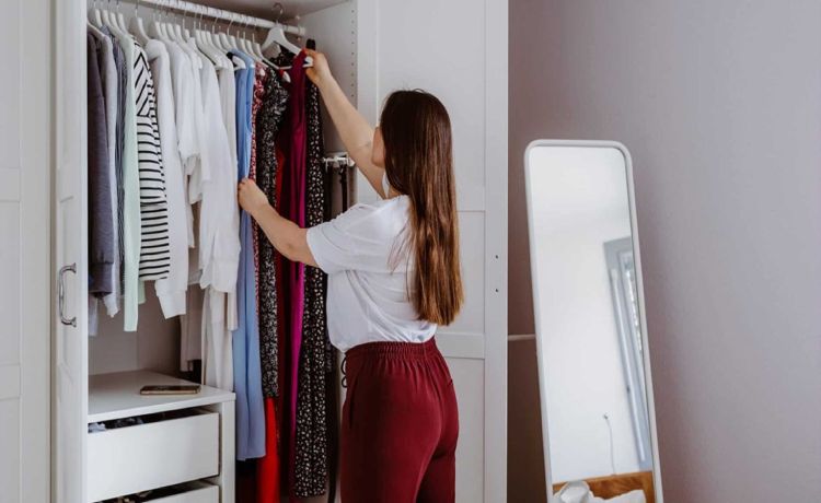 قوانین چیدمان کمد کپسولی