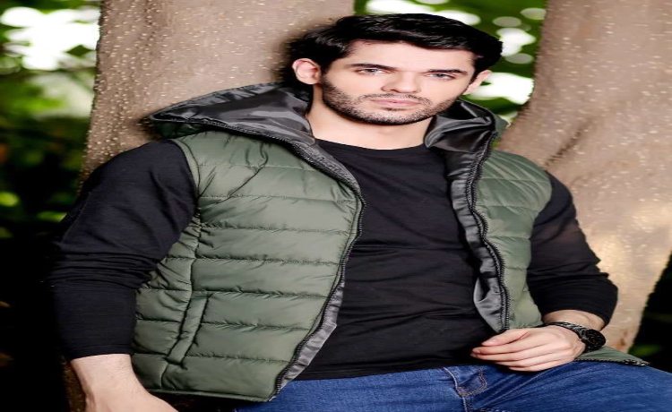 کاپشن بدون استین اسمش چیه