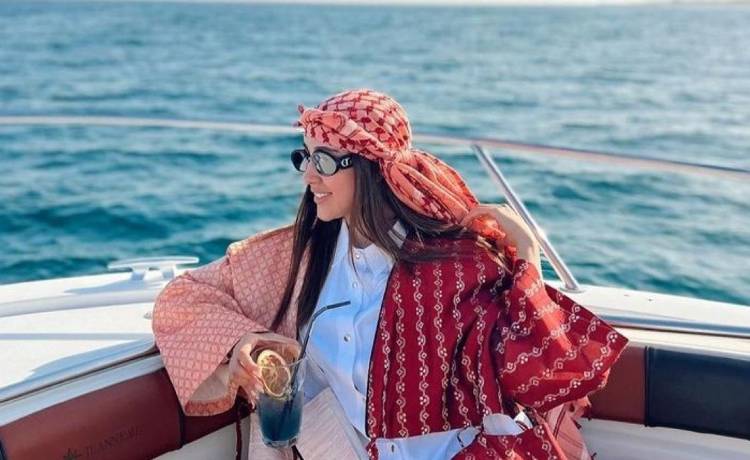 جنس و رنگ لباس