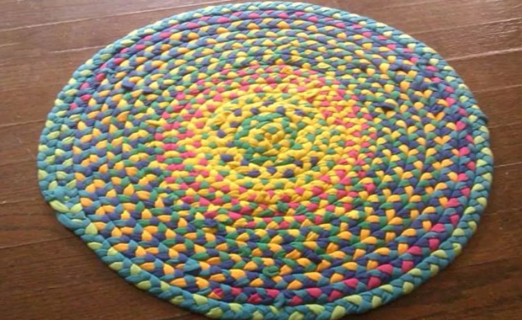 قالیچه جذاب ببافید دور ريختني با لباس کهنه چی میشه درست کرد