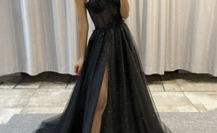 لباس مجلسی با اسپلیت بلند