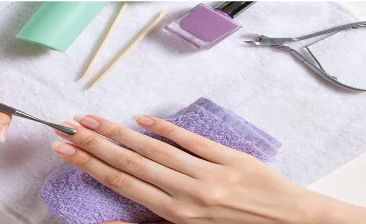 مراحل ریمو ناخن در خانه