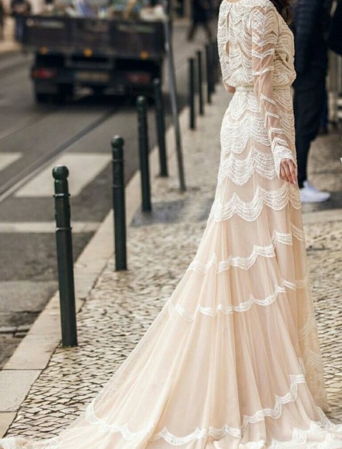 مدل پیراهن مجلسی با دنباله بلند