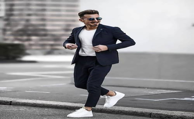 تیشرت بیسیک چیست استایل با کت