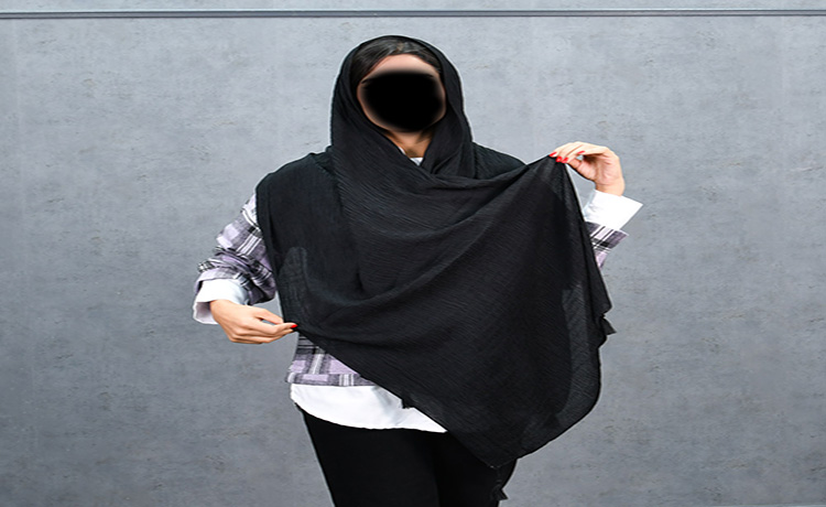 مدل لباس زنانه برای محرم شال پلیسه مشکی