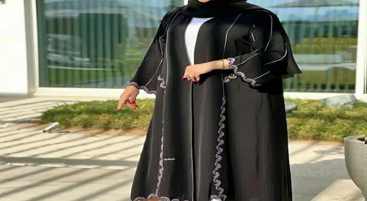 مدل لباس زنانه ماه محرم مانتو جلوباز بلند