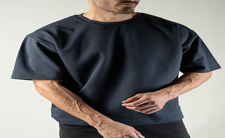 منظور از تیشرت بیسیک چیست؟ انواع تیشرت بیسیک مردانه و زنانه