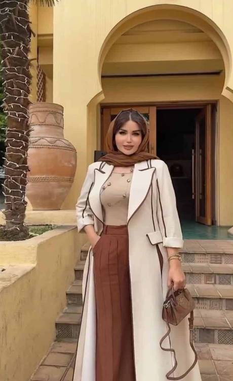 با مانتو بلند چه شلواری بپوشیم پارجه ای