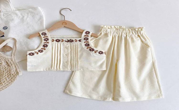 مدل تاپ و شلوارک دخترانه گلدوزی