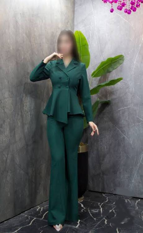 مدل کت زنانه مجلسی دکمه دار کرپ