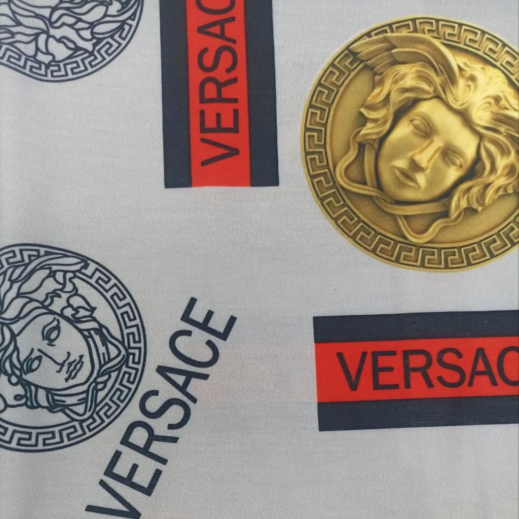 خرید اینترنتی پارچه تریکو Versace