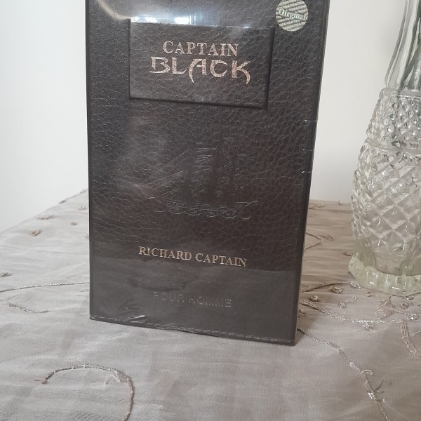 ادکلن CAPTAIN BLACK RICHARD CAPTAIN کاپیتان بلک ریچارد کاپیتان