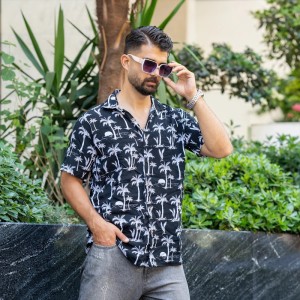 خرید اینترنتی پیراهن هاوایی مردانه طرح نخل مدل Lavin (در 2 رنگ بندی)